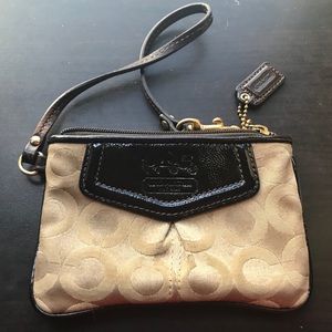 Small COACH wristlet